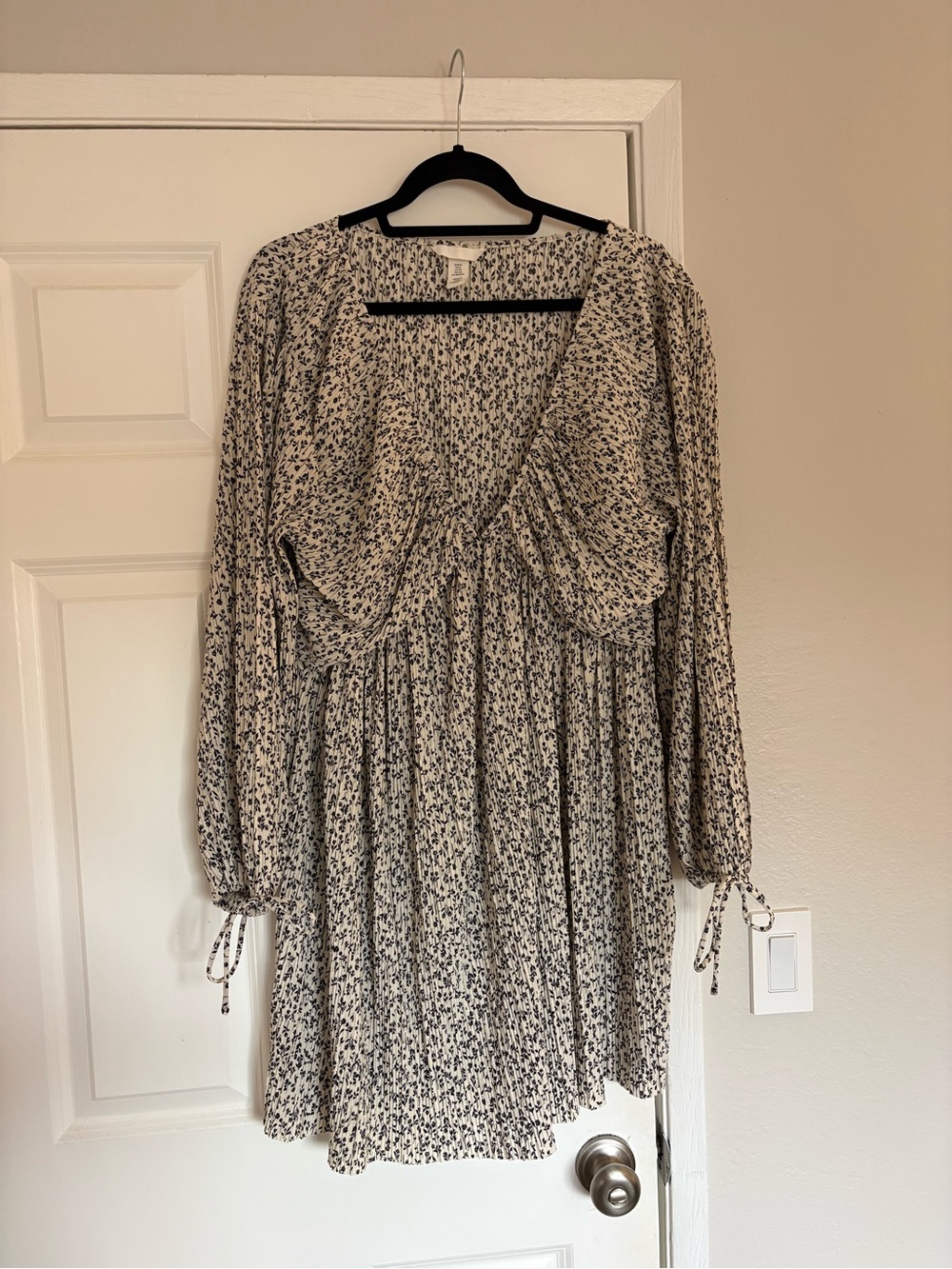 H&M Cream Mini Dress with Black Floral Print